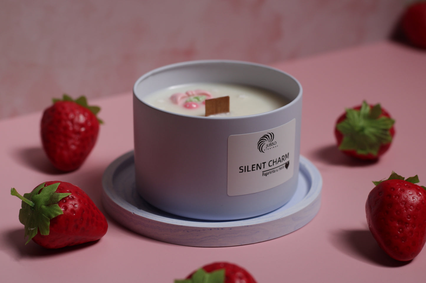 Elegantiška kvepianti sojų žvakė Silent Charm namų jaukumui