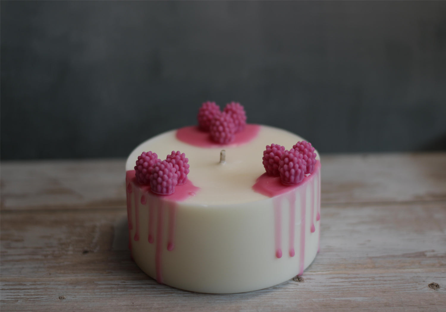 Kvepianti sojų vaško žvakė rožinė