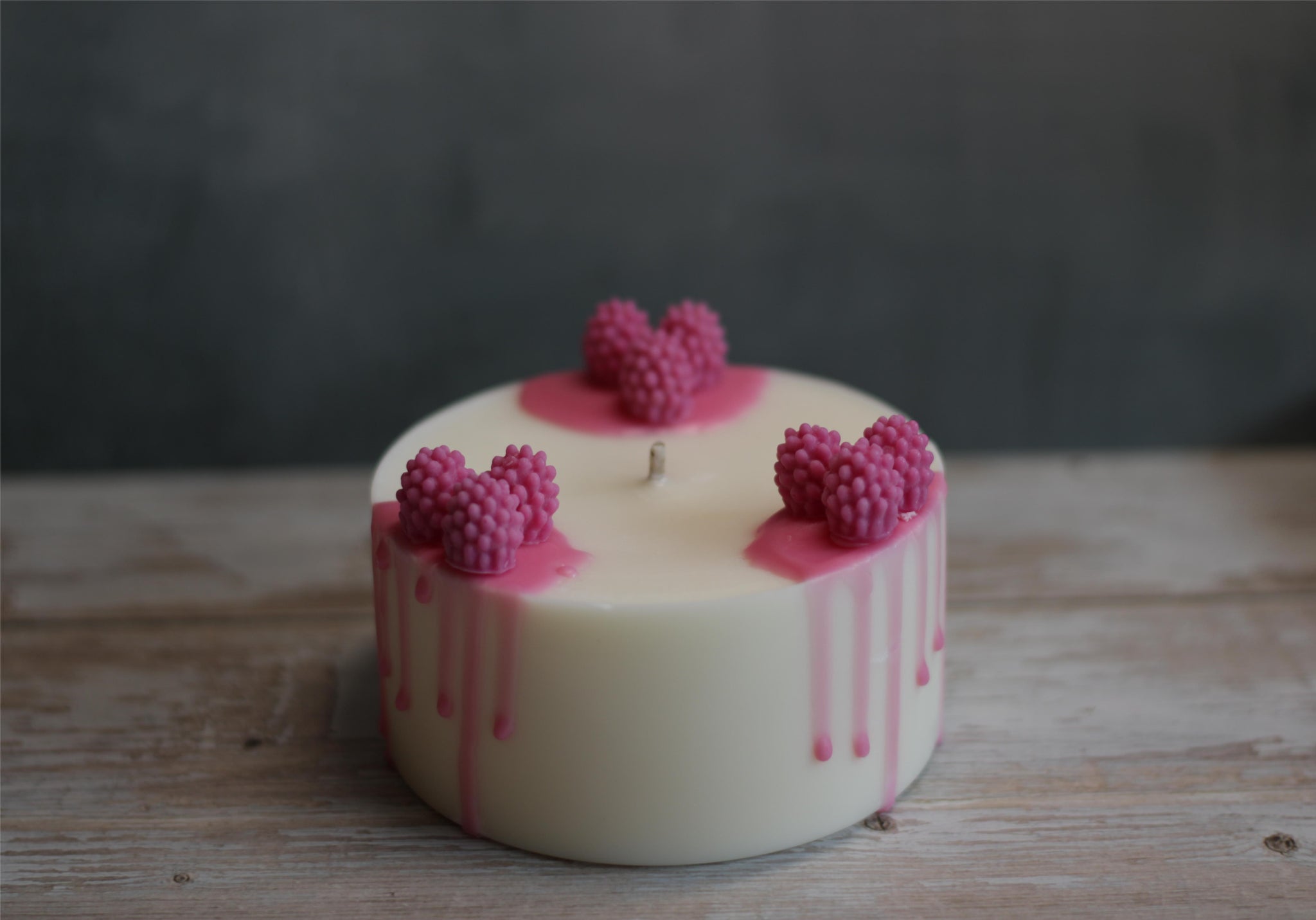 Kvepianti sojų vaško žvakė rožinė