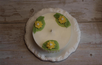 Kvepianti rankų darbo sojų vaško žvakė žalia ir geltona