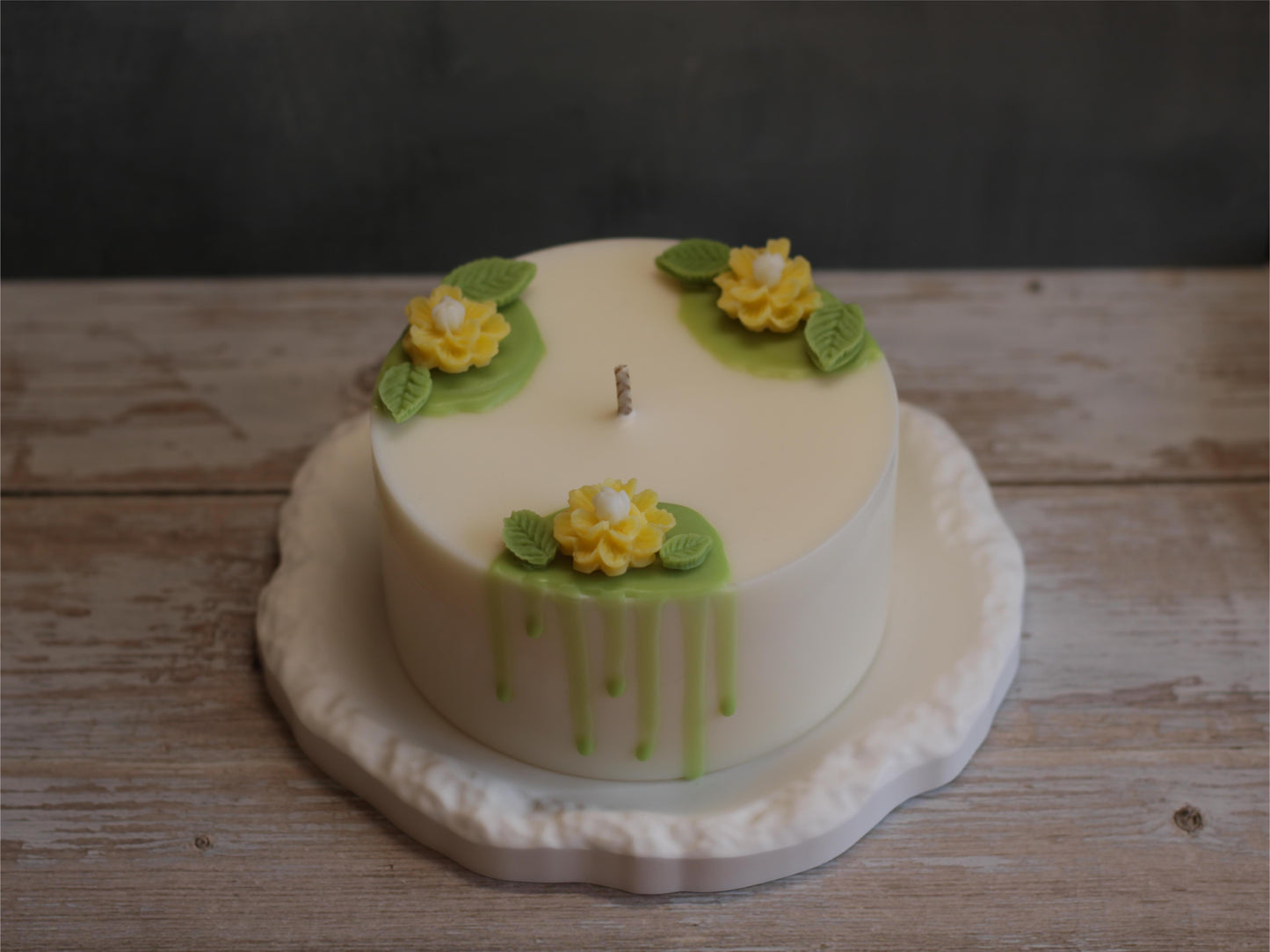 Kvepianti  rankų darbo sojų vaško žvakė Lotusas