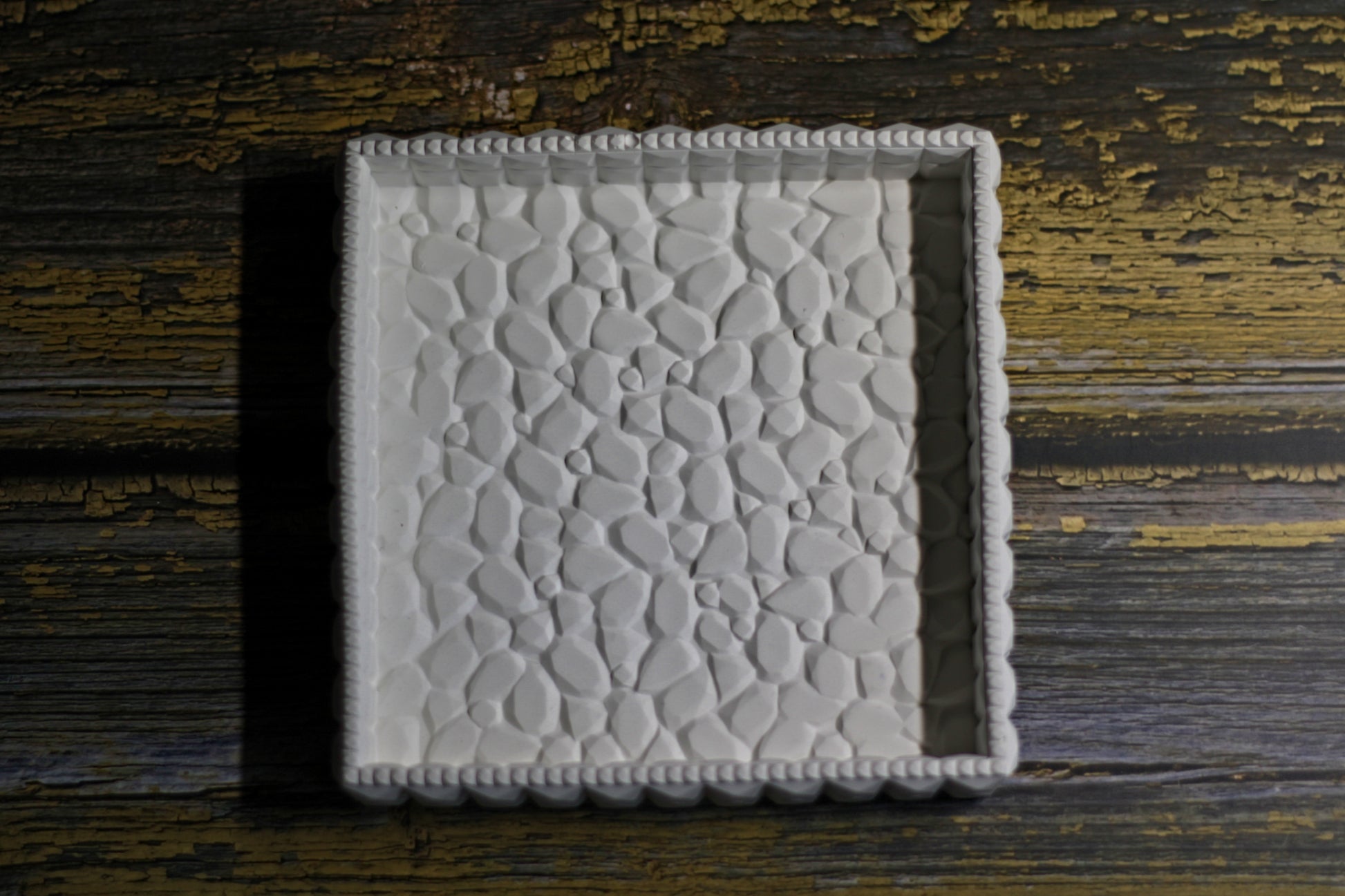 Akrilinis padėkliukas žvakėms kvadratinis baltas