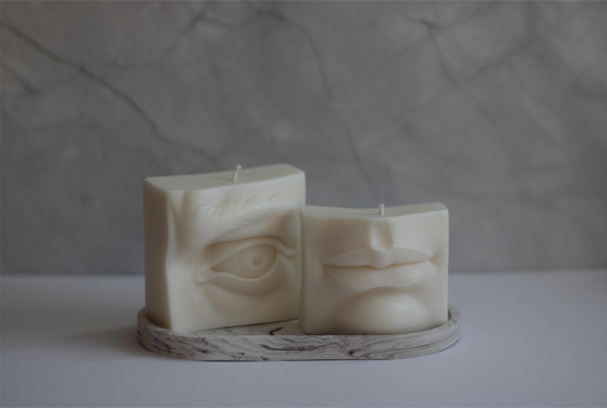 rankų darbo sojų vaško žvakės su padėkliuku dovydas