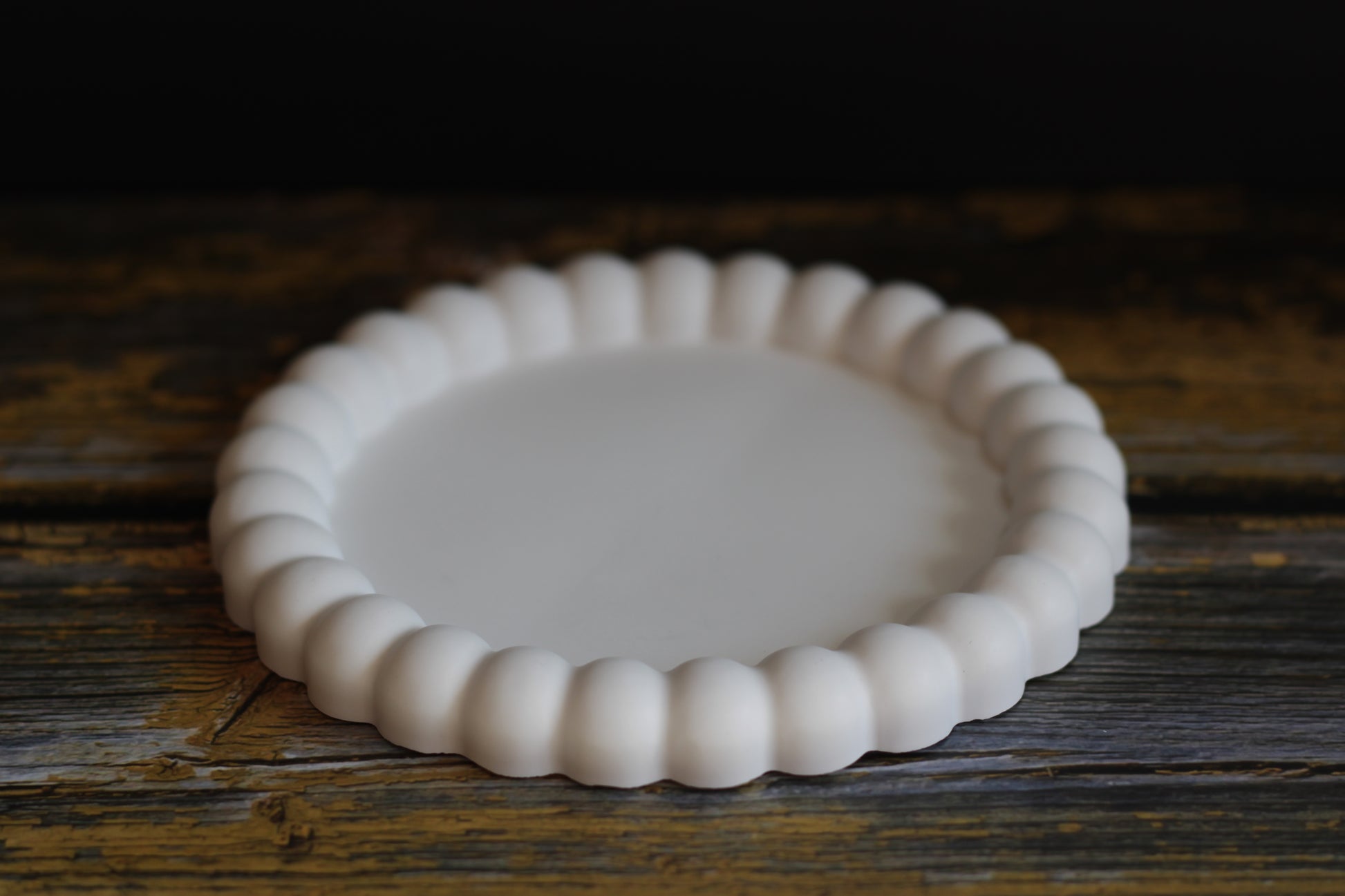 Akrilinis padėkliukas žvakėms baltas apvalus