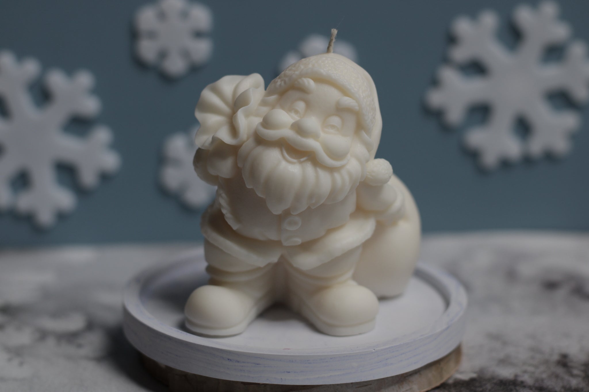 Dekoratyvinė sojų vaško žvakė LINKSMASIS NYKŠTUKAS