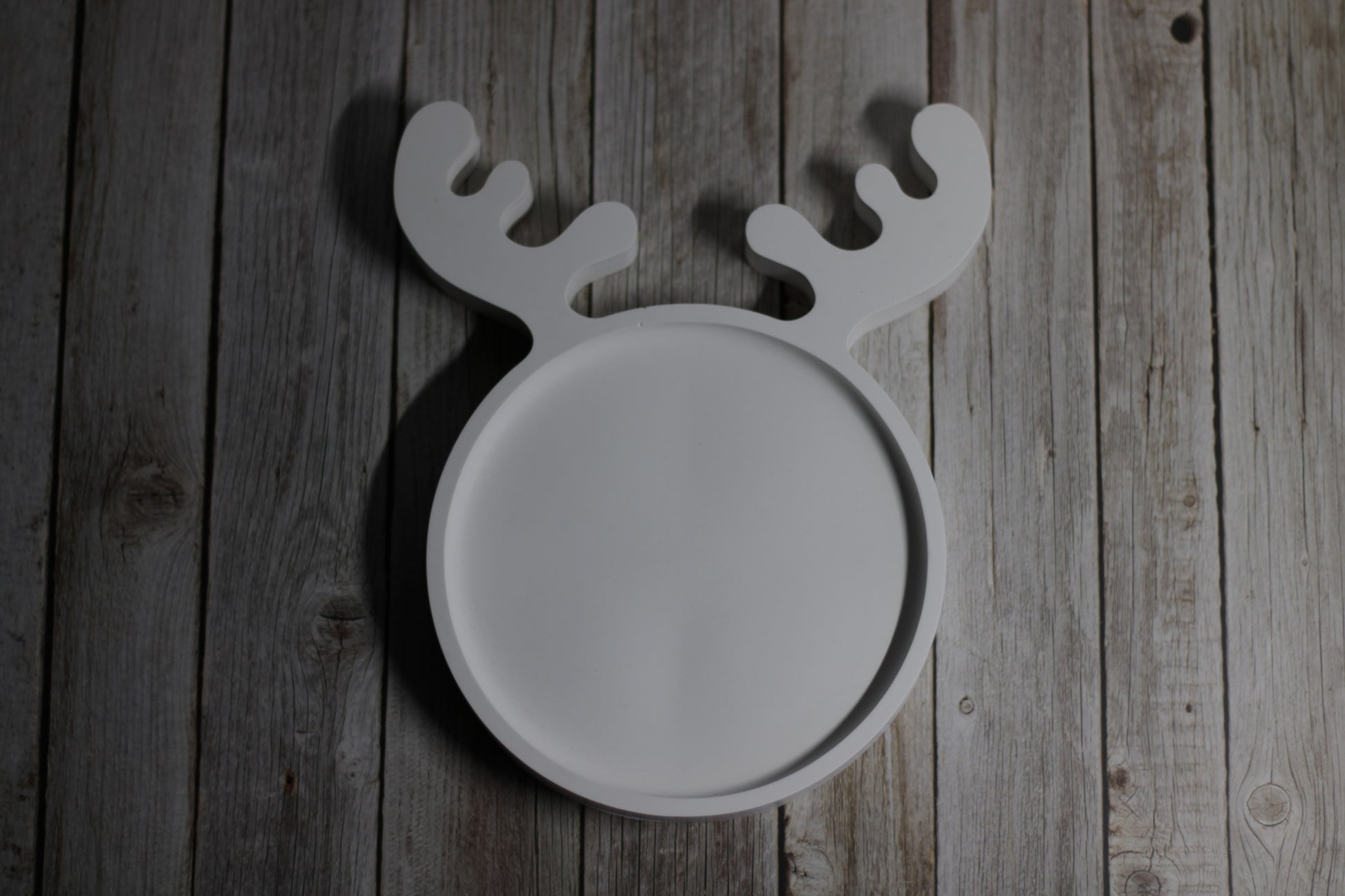 Akrilinis rankų darbo padėkliukas Elnias