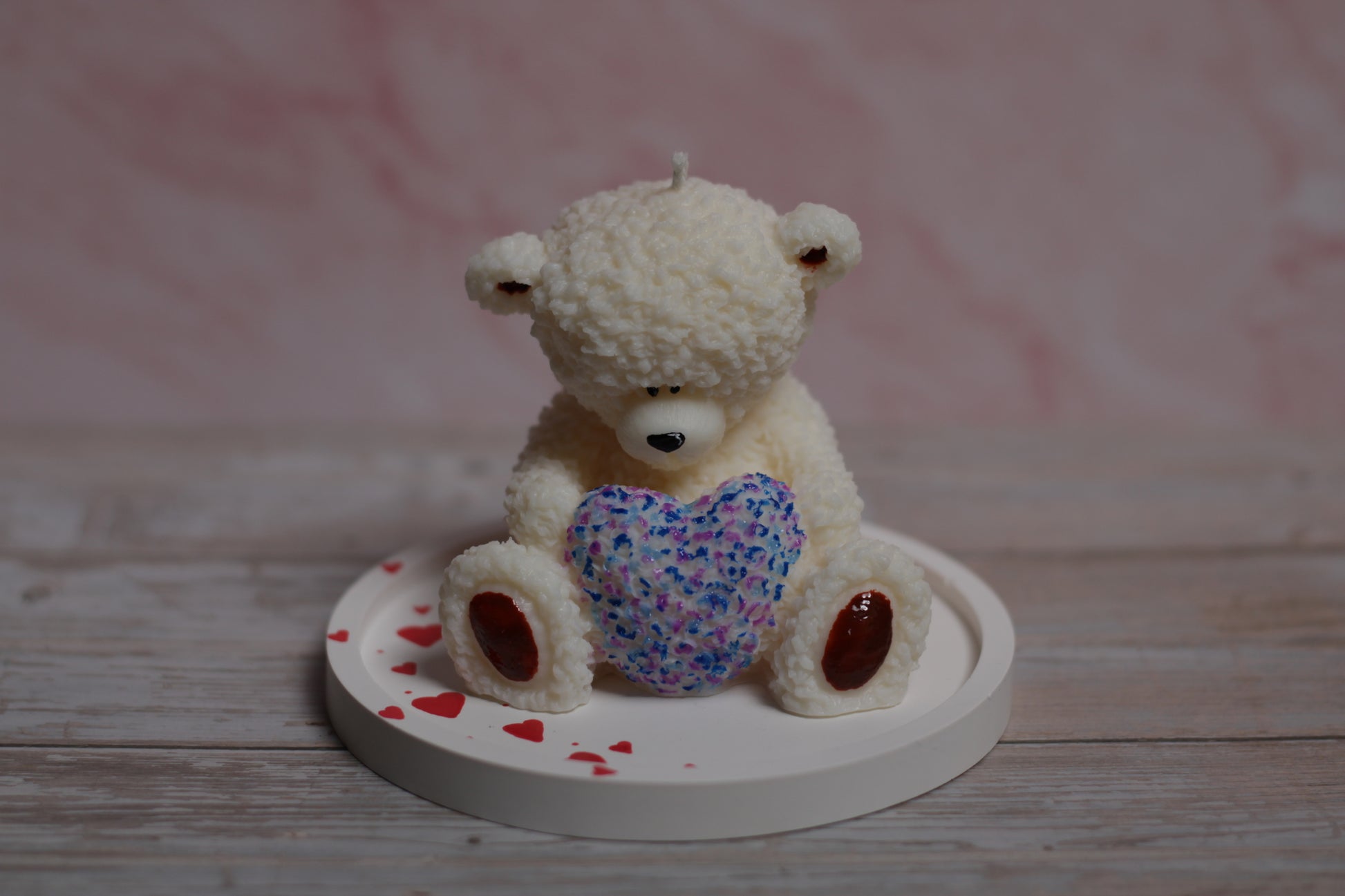 Įsimylėjęs Meškiukas – dekoratyvinė sojų vaško žvakė