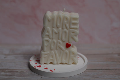 More Amor Por Favor – dekoratyvinė sojų vaško žvakė