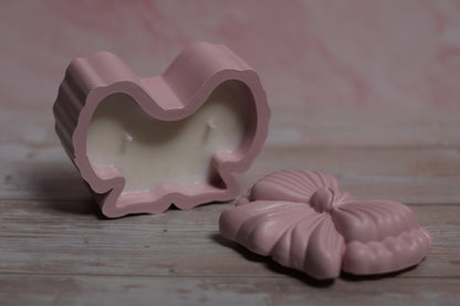 KASPINAS – kvepianti sojų vaško žvakė elegantiškame gipso inde