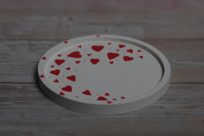 Dekoratyvinis akrilinis padėkliukas HEARTS♥ su širdelės motyvu