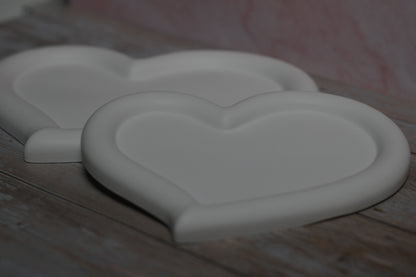 Rankų darbo akrilinis padėkliukas LOVE papuošalams ar žvakėms