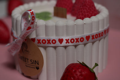 Elegantiška kvepianti sojų žvakė Sweet Sin namų jaukumui