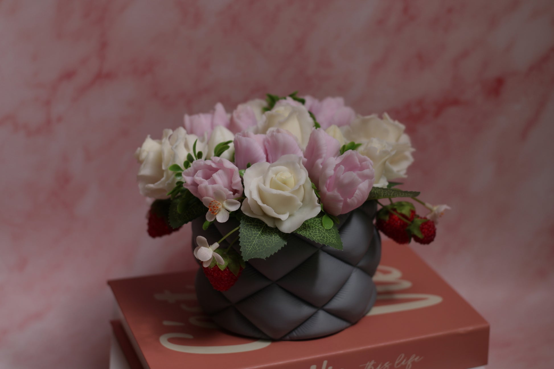 Muilo gėlių puokštė „Svajonė“ – išskirtinė dovanos idėja