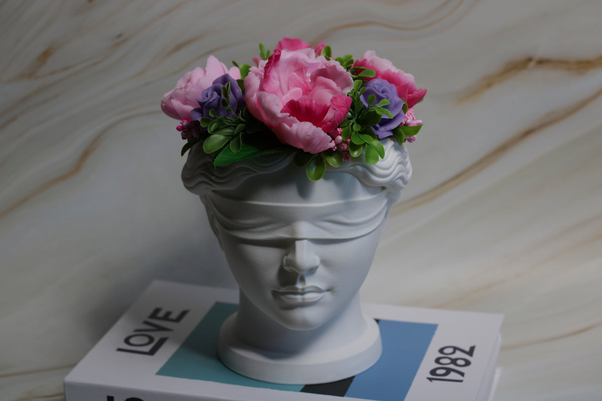 Muilo gėlių puokštė „Hera“ – elegantiška rankų darbo dekoratyvinė puokštė iš muilo gėlių